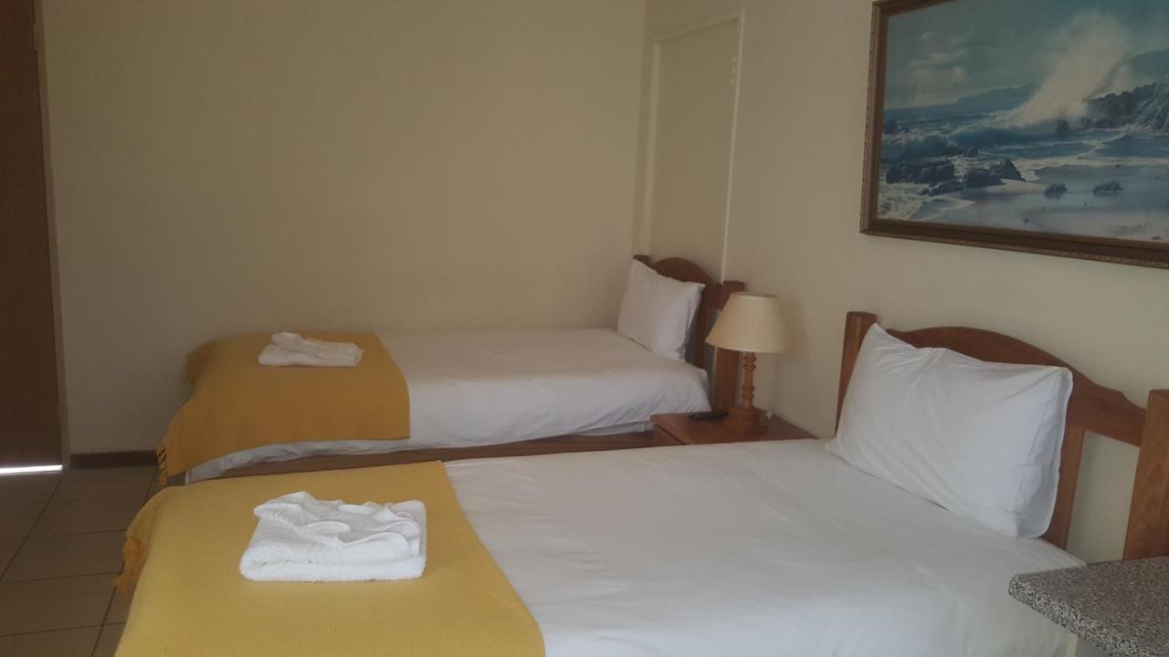 Acorn Lodge & Skydeck Potchefstroom Eksteriør billede